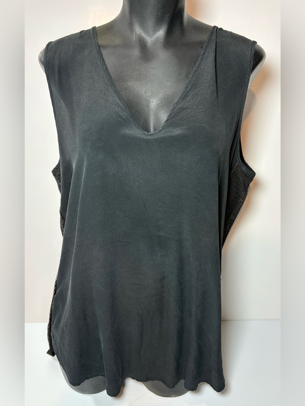 Sleeveless V-Neck Women's Top in Black